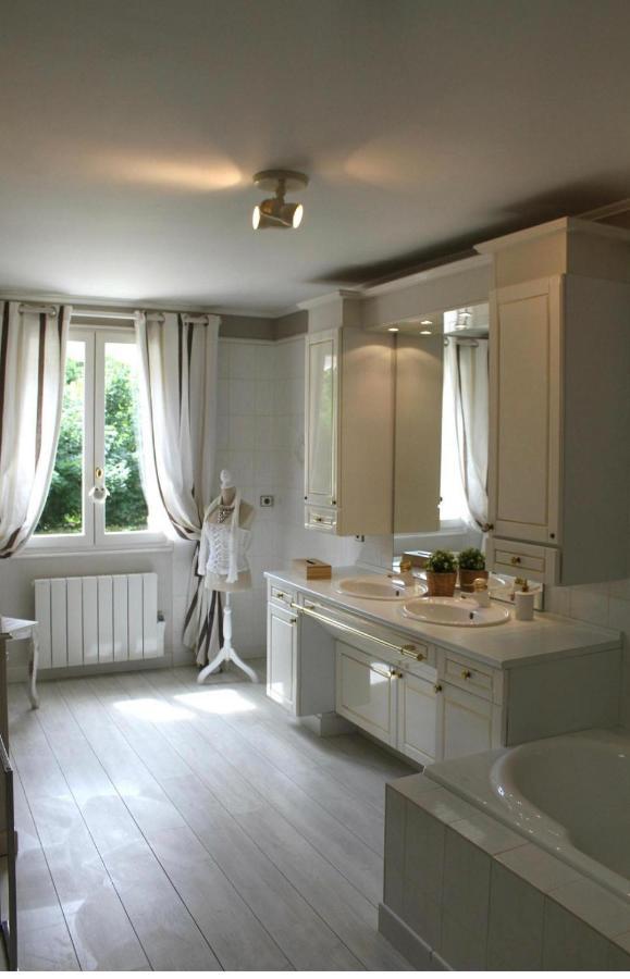 Chambres A La Maison Hermitage Aincourt Zewnętrze zdjęcie