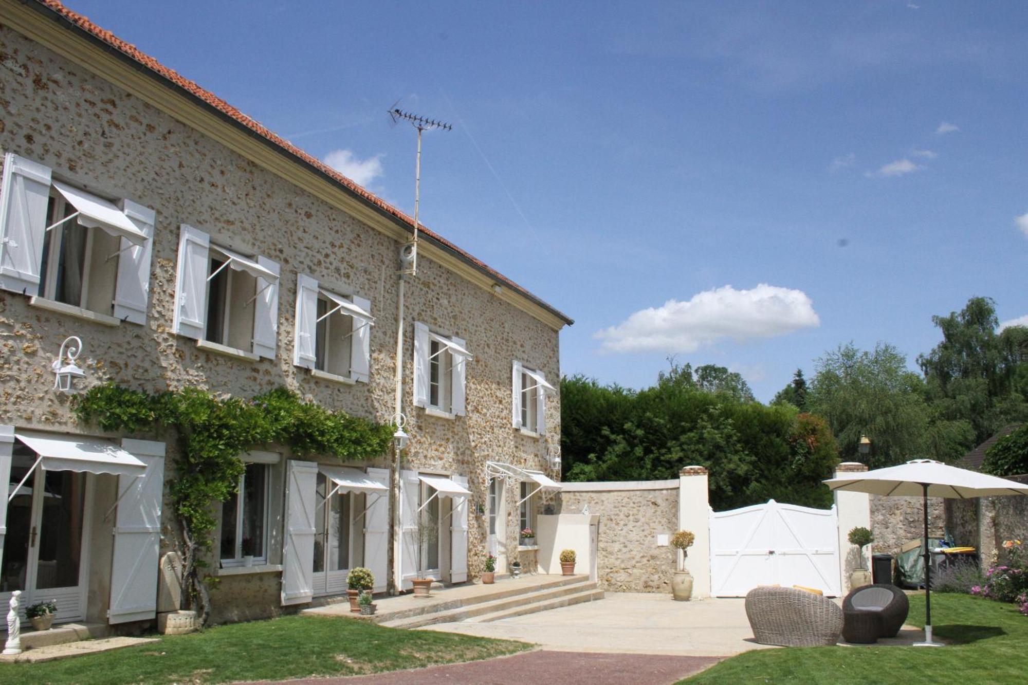 Chambres A La Maison Hermitage Aincourt Zewnętrze zdjęcie